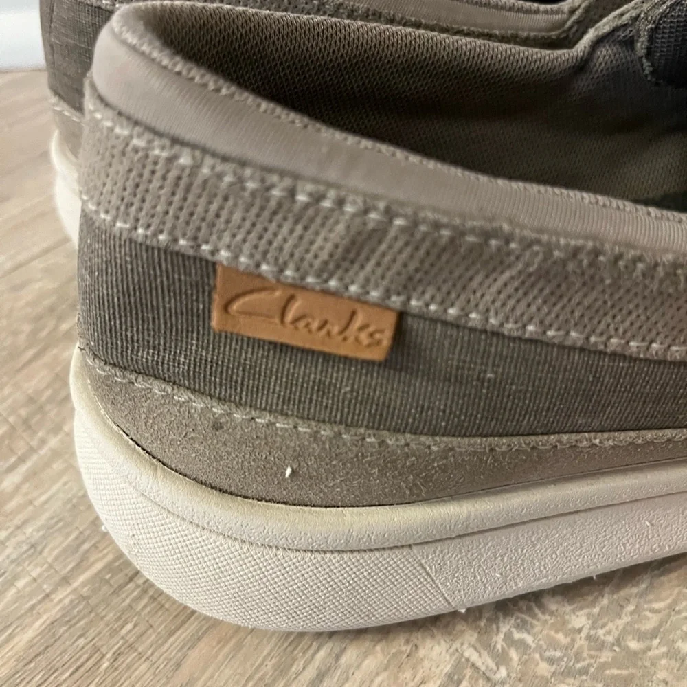 Clark’s size 8 Men’s